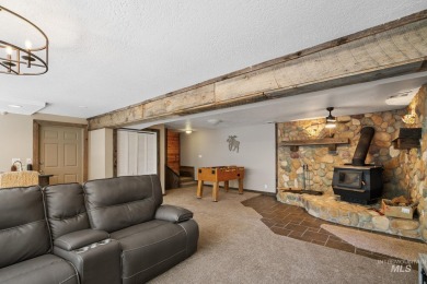 Escape to peace and privacy in this spacious 3-bedroom on Terrace Lakes Golf Resort in Idaho - for sale on GolfHomes.com, golf home, golf lot