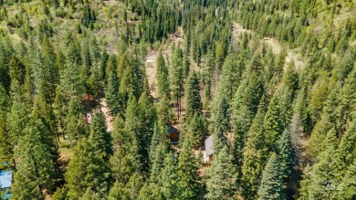 Escape to peace and privacy in this spacious 3-bedroom on Terrace Lakes Golf Resort in Idaho - for sale on GolfHomes.com, golf home, golf lot