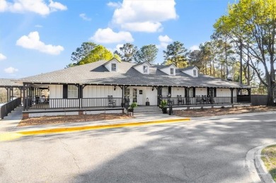 This stunning brick home offers a wonderful open floor plan with on Lost Plantation Golf Club in Georgia - for sale on GolfHomes.com, golf home, golf lot