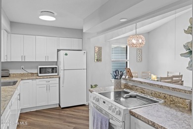 Renovated Condo in Hampstead's Ironclad Golf Course Community on Belvedere Country Club in North Carolina - for sale on GolfHomes.com, golf home, golf lot