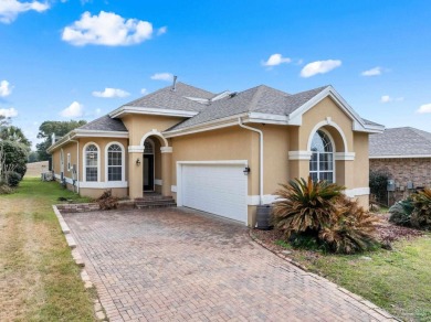 This stunning three-bedroom, 2.5-bath executive home is on Marcus Pointe Golf Club in Florida - for sale on GolfHomes.com, golf home, golf lot