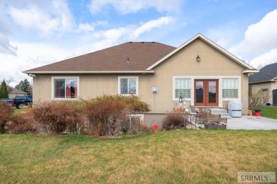 Welcome home to luxury and comfort!! Located in the beautiful on Sage Lakes Municipal Golf Course in Idaho - for sale on GolfHomes.com, golf home, golf lot