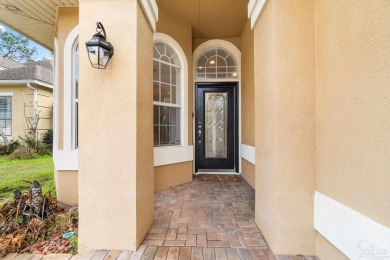 This stunning three-bedroom, 2.5-bath executive home is on Marcus Pointe Golf Club in Florida - for sale on GolfHomes.com, golf home, golf lot