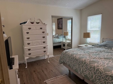 This lovely, 2/2 manufactured home is on leased land. Located in on Pine Lakes Country Club in Florida - for sale on GolfHomes.com, golf home, golf lot