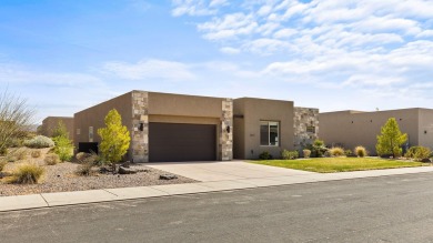 Perfect stay and play home right in the middle of Sand Hollow on Sand Hollow Golf Resort in Utah - for sale on GolfHomes.com, golf home, golf lot