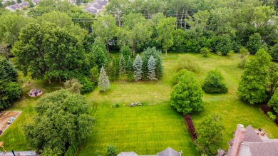 This super clean one owner home in the gated golf course on Briar Ridge Country Club in Indiana - for sale on GolfHomes.com, golf home, golf lot