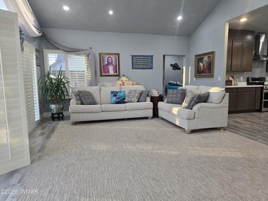 Beautiful home on the fareway. This home is a great space for on Snowflake Municipal Golf Course in Arizona - for sale on GolfHomes.com, golf home, golf lot