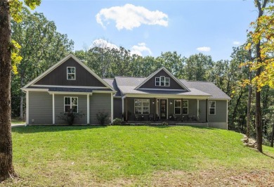 This exquisite 3,300 sq. ft. Ranch home, built just 2 yrs ago on Raintree Country Club in Missouri - for sale on GolfHomes.com, golf home, golf lot