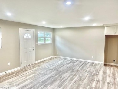 Beautifully renovated 3 bedroom 1 bath home in the quiet on Bide-A-Wee Golf Course in Virginia - for sale on GolfHomes.com, golf home, golf lot