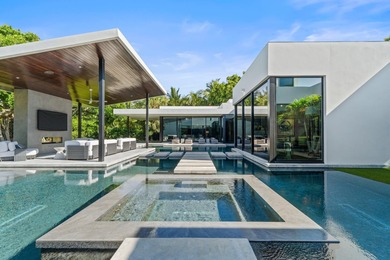 CASA D'ANDELOS12 North Beach Road  Jupiter Island on Jupiter Island Club in Florida - for sale on GolfHomes.com, golf home, golf lot