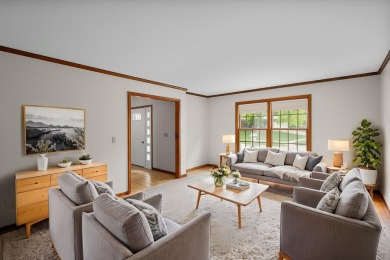Exciting opportunity in Prestbury to make this lovely home your on Bliss Creek Golf Club in Illinois - for sale on GolfHomes.com, golf home, golf lot