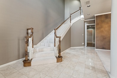 Gorgeous executive garden home located on Lakeridge CC Estates on LakeRidge Country Club in Texas - for sale on GolfHomes.com, golf home, golf lot