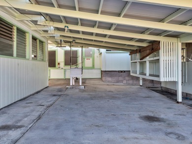 This spacious, classic midcentury Hilo home has been in the same on Hilo Municipal Golf Course in Hawaii - for sale on GolfHomes.com, golf home, golf lot