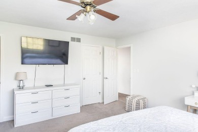 Beautifully updated townhome offers three finished levels with on Boone Links Golf Course in Kentucky - for sale on GolfHomes.com, golf home, golf lot