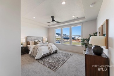 Thoughtfully designed single-level floor plan offers 3 bedrooms on Hunters Point Golf Club in Idaho - for sale on GolfHomes.com, golf home, golf lot