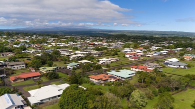 This spacious, classic midcentury Hilo home has been in the same on Hilo Municipal Golf Course in Hawaii - for sale on GolfHomes.com, golf home, golf lot