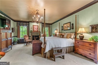 Stunning 3 bedroom, 3.5 bath ranch over basement with exquisite on Atlanta Athletic Club in Georgia - for sale on GolfHomes.com, golf home, golf lot