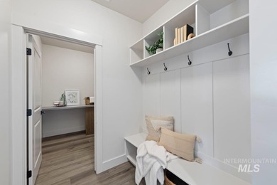 Thoughtfully designed single-level floor plan offers 3 bedrooms on Hunters Point Golf Club in Idaho - for sale on GolfHomes.com, golf home, golf lot