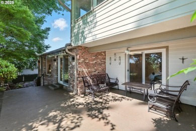 Welcome to this beautifully maintained 3-bedroom, 2.5-bath home on  in Washington - for sale on GolfHomes.com, golf home, golf lot
