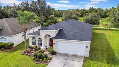 Set inside the gated golf community of Hernando Oaks, this move on Hernando Oaks Golf and Country Club in Florida - for sale on GolfHomes.com, golf home, golf lot