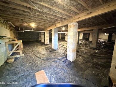 Back on the market at no fault of the sellers. Buyer had a on Tellico Village Golf Club in Tennessee - for sale on GolfHomes.com, golf home, golf lot