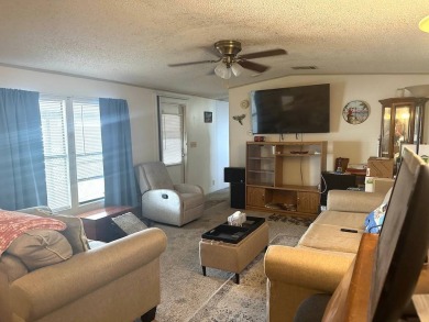 TAKE A LOOK AT THIS SPLIT FLOORPLAN, 2-BEDROOM 2-BATHROOM HOME on Anglers Green Golf Course in Florida - for sale on GolfHomes.com, golf home, golf lot