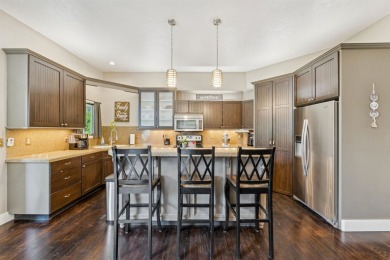 Spectacular- Completely Updated Reflection Ridge Ranch with an on Reflection Ridge Golf Club in Kansas - for sale on GolfHomes.com, golf home, golf lot
