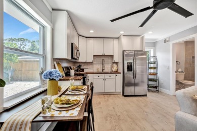 Under contract-accepting backup offers. Fully Renovated on Bradenton Country Club in Florida - for sale on GolfHomes.com, golf home, golf lot