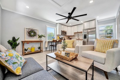 Under contract-accepting backup offers. Fully Renovated on Bradenton Country Club in Florida - for sale on GolfHomes.com, golf home, golf lot