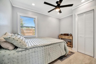 Under contract-accepting backup offers. Fully Renovated on Bradenton Country Club in Florida - for sale on GolfHomes.com, golf home, golf lot