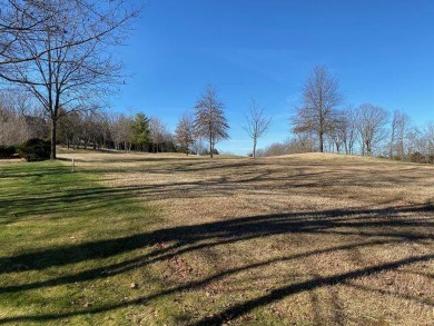 This lot is the perfect place to build your dream home!! Located on Ledgestone Country Club and Golf Course in Missouri - for sale on GolfHomes.com, golf home, golf lot