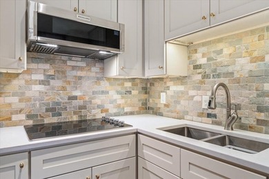 Beautiful 2 bedroom 2.5 bath condo centrally located in East on Chickasaw Country Club in Tennessee - for sale on GolfHomes.com, golf home, golf lot