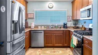 NEW LOW PRICE FOR QUICK SALE! Sellers are motivated to sell and on Arlington Ridge Golf Club in Florida - for sale on GolfHomes.com, golf home, golf lot