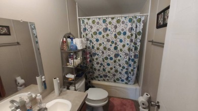 Motivated Seller - Bring All Offers!    Discover this charming on Plantation Golf Club in Florida - for sale on GolfHomes.com, golf home, golf lot