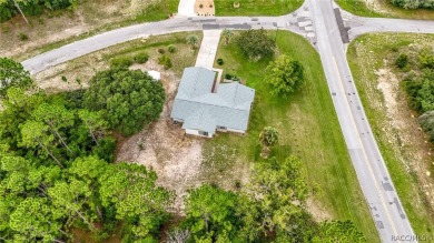 Spacious 4 BEDROOM home with 2 car garage on an OVERSIZED on Citrus Springs Country Club in Florida - for sale on GolfHomes.com, golf home, golf lot