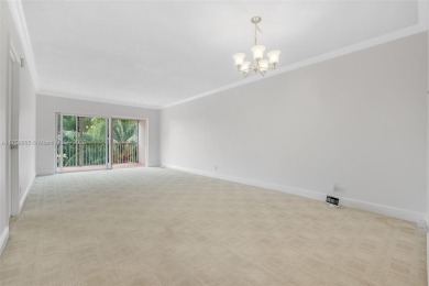1 bed 1.5 bath condo in sought after Palm-Aire Country Club on Palm-Aire Country Club and Resort - Palms in Florida - for sale on GolfHomes.com, golf home, golf lot