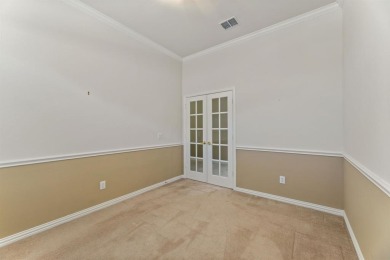 POPULAR TRAVIS FLOOR PLAN ON LARGER LOT IN  HERITAGE RANCH (50+ on Heritage Ranch Golf and Country Club in Texas - for sale on GolfHomes.com, golf home, golf lot
