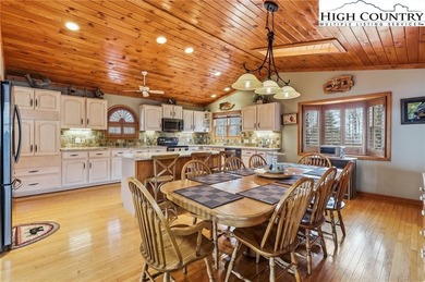 This property has it all! GREAT LOCATION, SWEEPING LONG RANGE on Beech Mountain Club in North Carolina - for sale on GolfHomes.com, golf home, golf lot