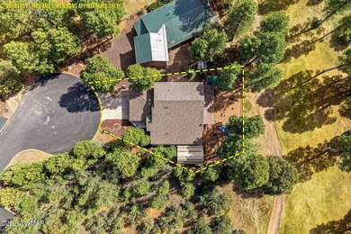 Golf course living with space for everyone! This 3,200+ sq ft on Bison Golf and Country Club in Arizona - for sale on GolfHomes.com, golf home, golf lot