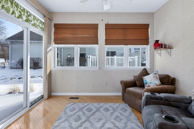 Beautifully Maintained End-Unit Ranch with Numerous Updates on Mistwood Golf Club in Illinois - for sale on GolfHomes.com, golf home, golf lot