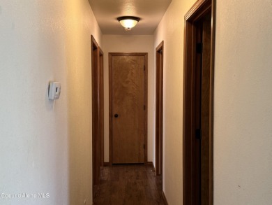 This charming single-level 3-bedroom, 2-bath home offers 1,280 on Prairie Falls Golf Club in Idaho - for sale on GolfHomes.com, golf home, golf lot
