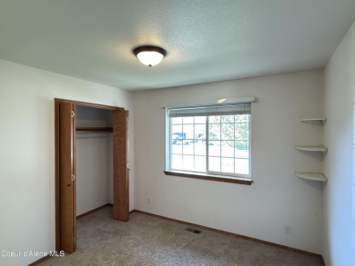 This charming single-level 3-bedroom, 2-bath home offers 1,280 on Prairie Falls Golf Club in Idaho - for sale on GolfHomes.com, golf home, golf lot