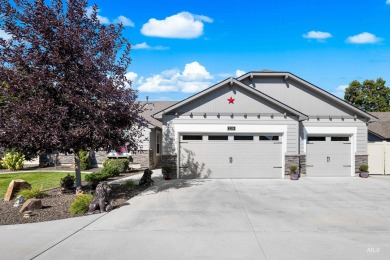 Charming 3 Bed + office/den, 2 Bath Home in Sands Pointe on Hunters Point Golf Club in Idaho - for sale on GolfHomes.com, golf home, golf lot