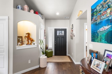 Charming 3 Bed + office/den, 2 Bath Home in Sands Pointe on Hunters Point Golf Club in Idaho - for sale on GolfHomes.com, golf home, golf lot