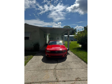 Price Reduced - Motivated Seller! If you love to cook or on Golden Lakes Golf Course in Florida - for sale on GolfHomes.com, golf home, golf lot