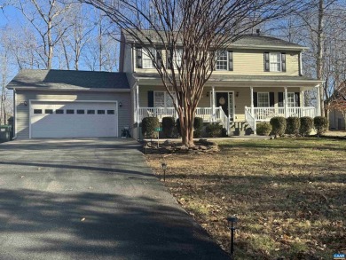 BEAUTIFUL CUSTOM built Colonial in Lake Monticello. Located in on Lake Monticello Golf Course in Virginia - for sale on GolfHomes.com, golf home, golf lot