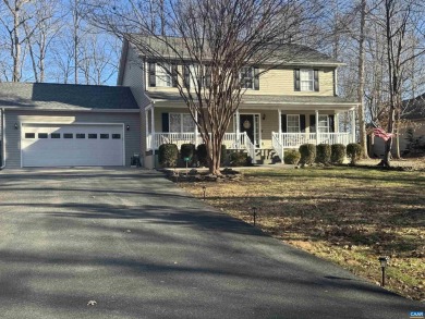 BEAUTIFUL CUSTOM built Colonial in Lake Monticello. Located in on Lake Monticello Golf Course in Virginia - for sale on GolfHomes.com, golf home, golf lot