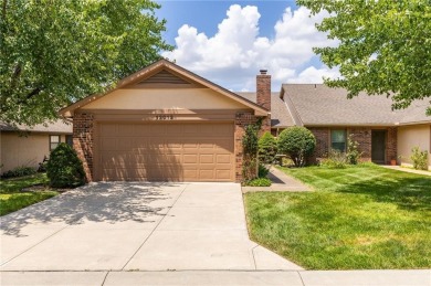 50 PLUS COMMUNITY - perfect for your easy living lifestyle * 2 on Overland Park Golf Club in Kansas - for sale on GolfHomes.com, golf home, golf lot