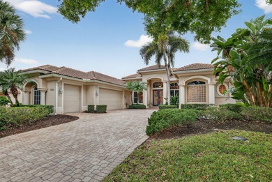 Gently used seasonal home ideally situated  on a cl-de-sac on PGA Golf Club in PGA Village in Florida - for sale on GolfHomes.com, golf home, golf lot