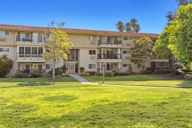 Welcome to 2388 Via Mariposa West Unit 2A, an incredible chance on Leisure Village Par 3 Golf Course in California - for sale on GolfHomes.com, golf home, golf lot